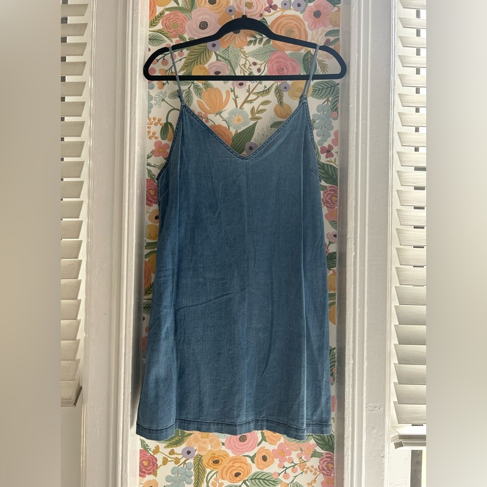 ARITZIA Denim Mini Dress! Size M